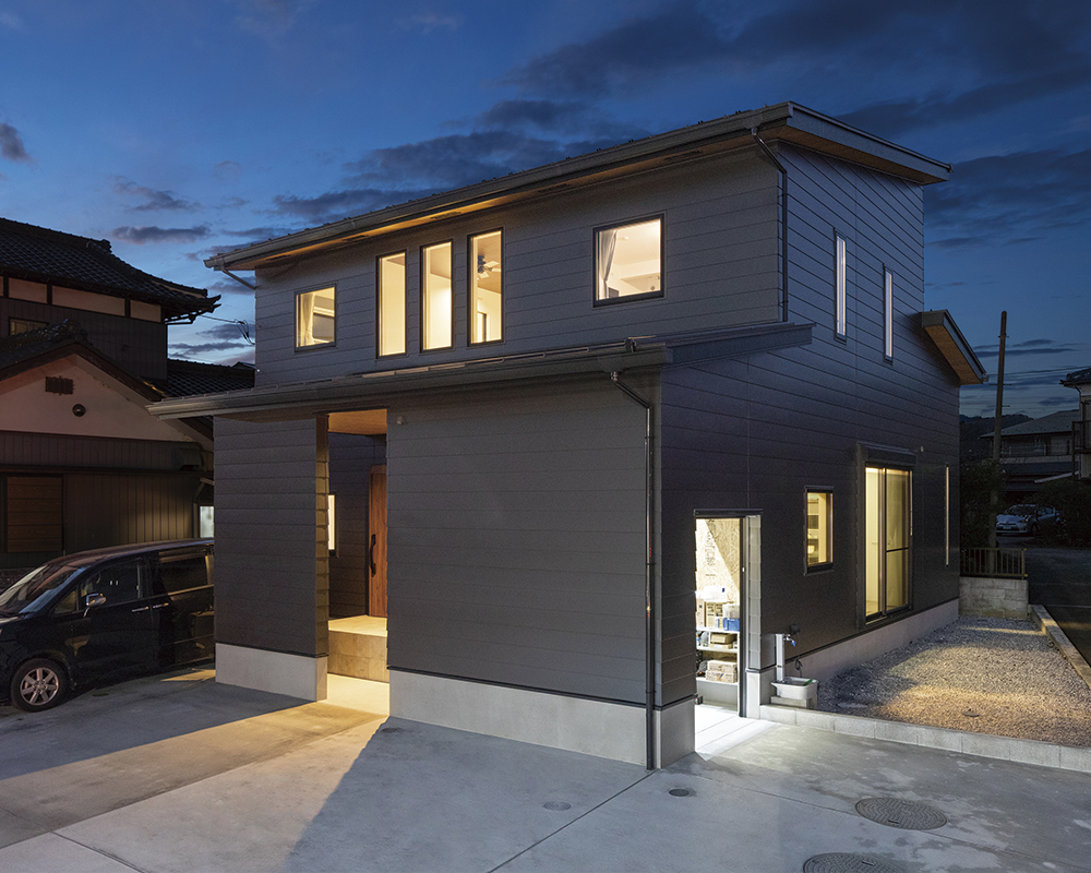 使いやすい回遊動線や全館空調で、家族が心地よく暮らせる家