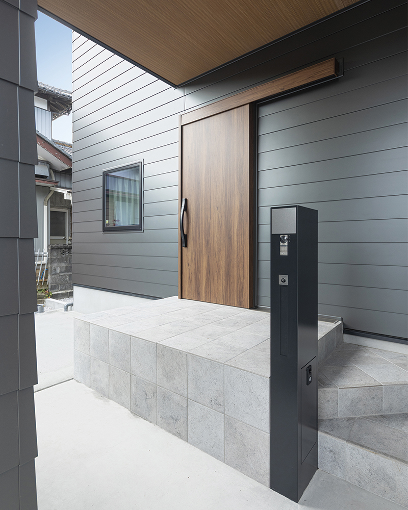 使いやすい回遊動線や全館空調で、家族が心地よく暮らせる家