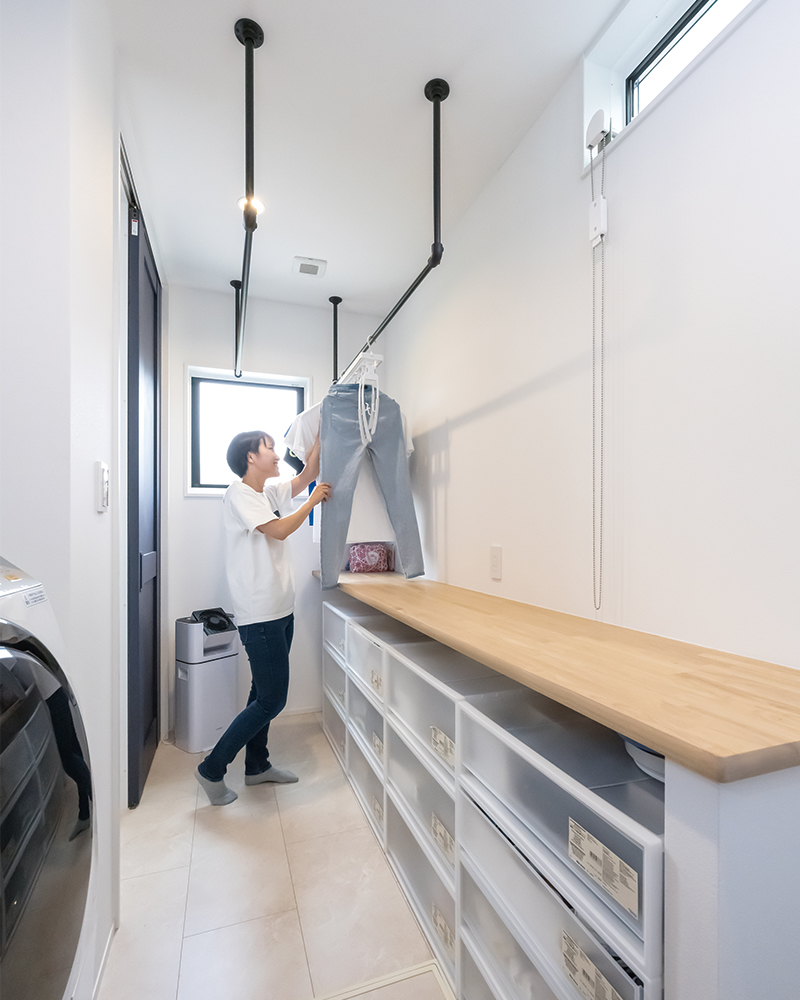 ウッドデッキで念願のドッグラン！外との繋がりが心地よい家