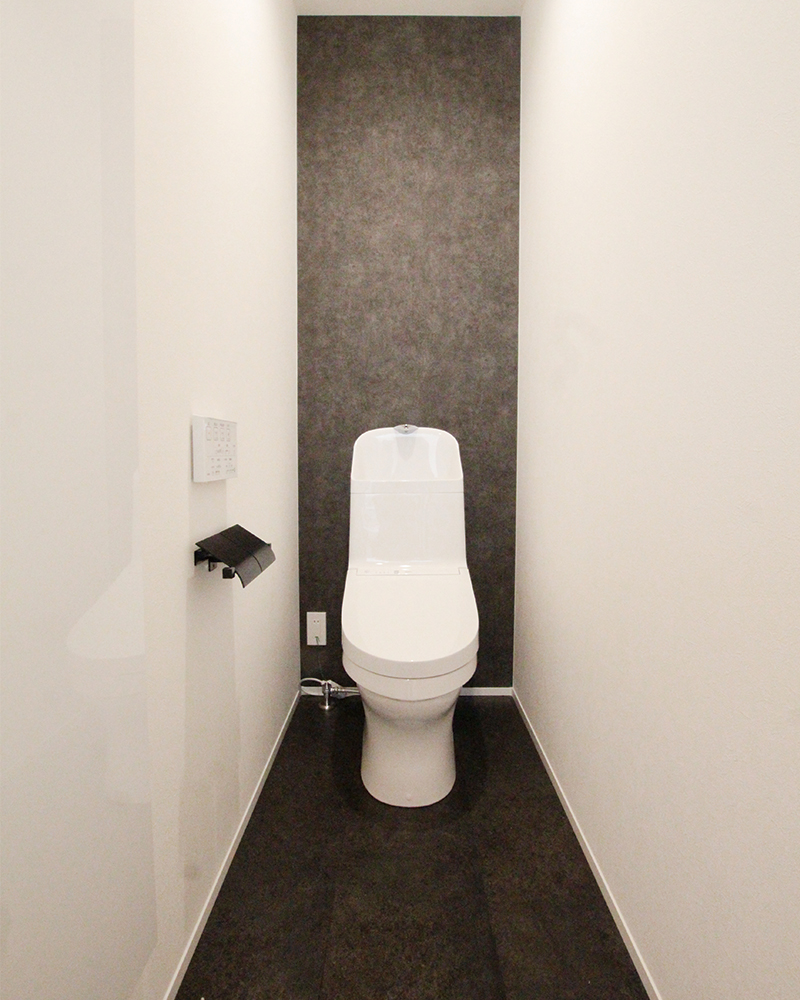 三角変形地で叶える、ガレージで愛車が楽しめる大人カッコイイ家