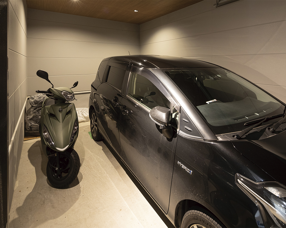 快適な生活動線とW(ダブル)書斎が、充実したおうち時間をつくるガレージハウス