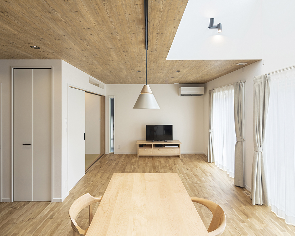 快適な生活動線とW(ダブル)書斎が、充実したおうち時間をつくるガレージハウス