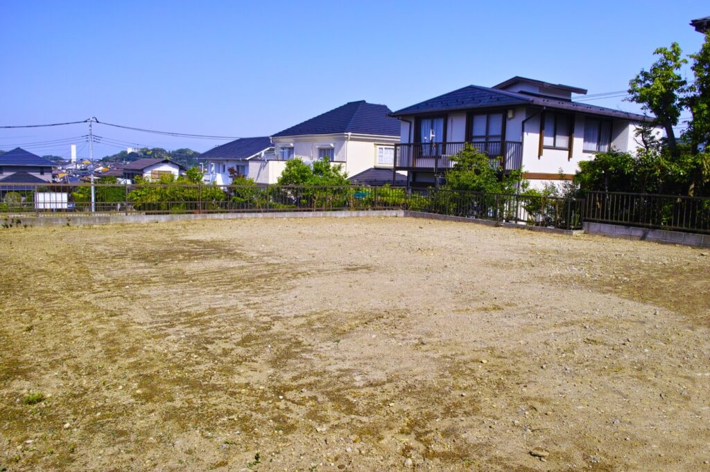 売り出し中の土地